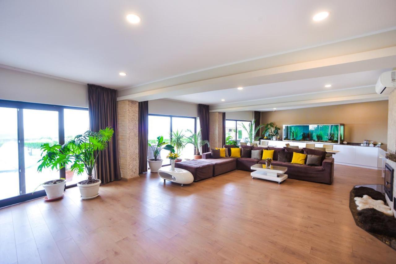 Casa Miralago Boutique Adults Only Tulcea Exterior foto